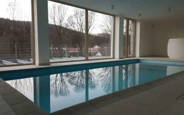 Comfortable Villa With Pool