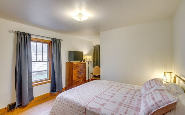 Waterfront Shawano Vacation Rental w/ Patio!