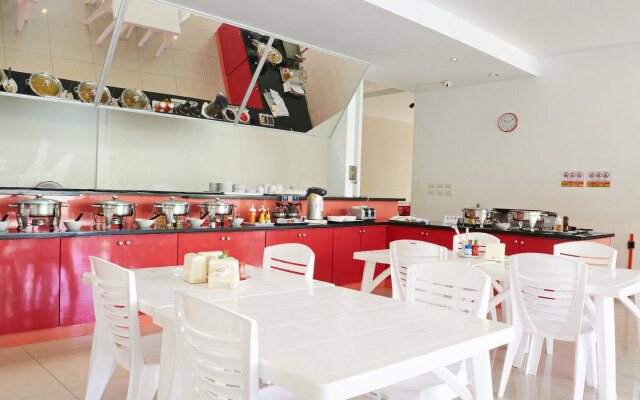 The Trend Kamala Hotel
