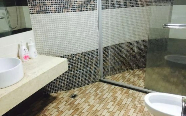 Peninsuland No. 1 Hotel