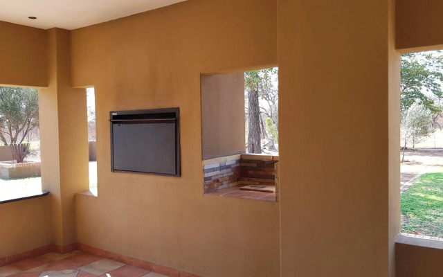 Hornbills Rest Country Home