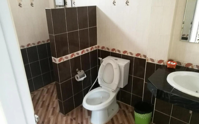 P And P Place Apartment Kanchanaburi
