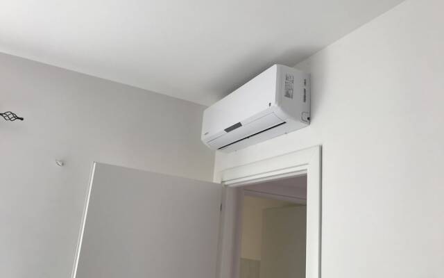 Casa Vita I Bed Ground Unit by Pool