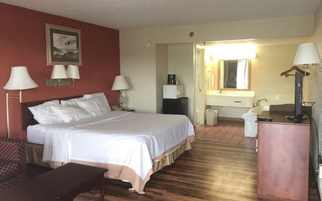 Rodeway Inn On The Parkway