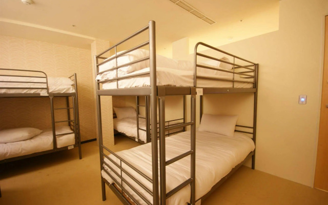 Single inn kaohsiung Lisen Hostel