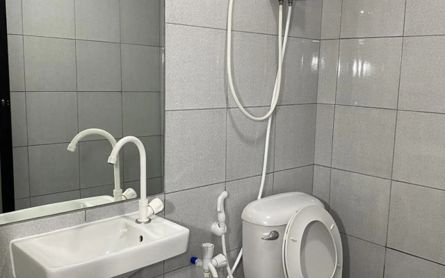 DG Budget Hotel Salem