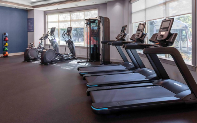 Hampton Inn & Suites Arlington Crystal City DCA