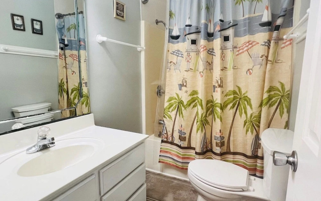 Just Breeze 'N - 4 Br Home