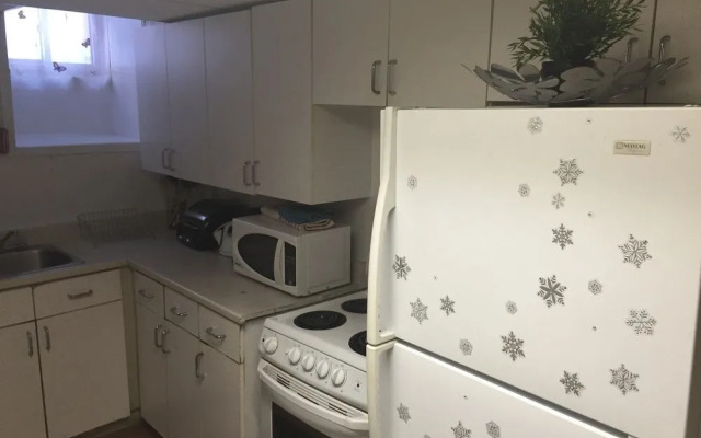 Adib Apartments - 362 Friel St, Unit 7B (Basement)