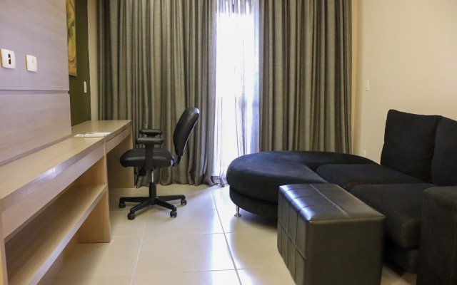 Hotel Adrianópolis All Suites