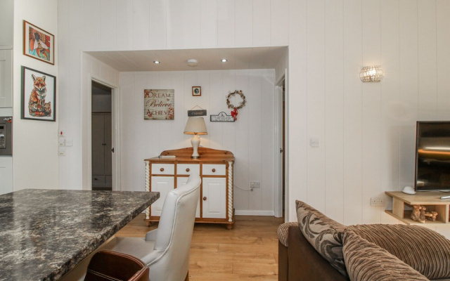 Hazel Lodge