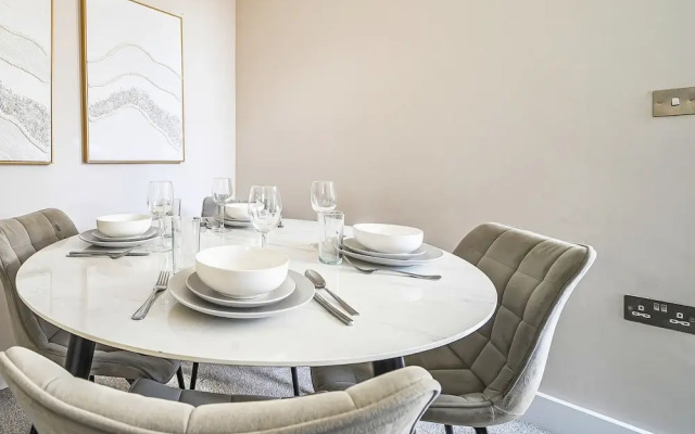 Everest Lodge Serviced Apartment