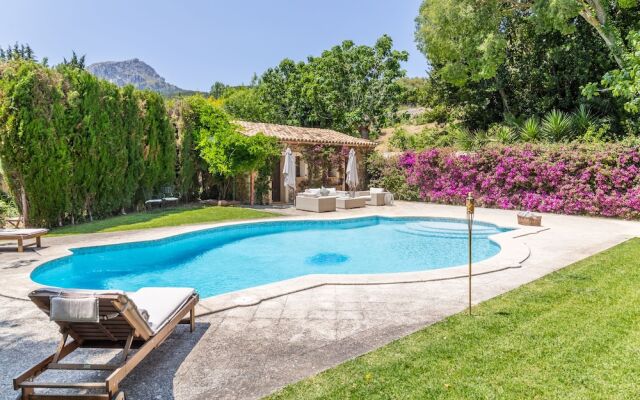 Mallorca Beautiful Villa With Pool in Puigpunyent