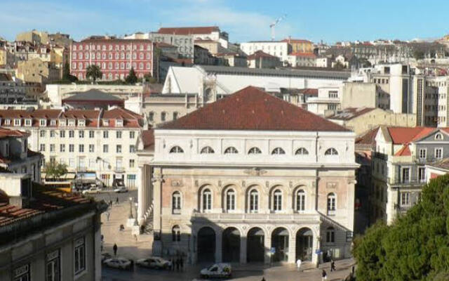 Traveling to Lisbon Low Cost Lisbon Rossio Apartments