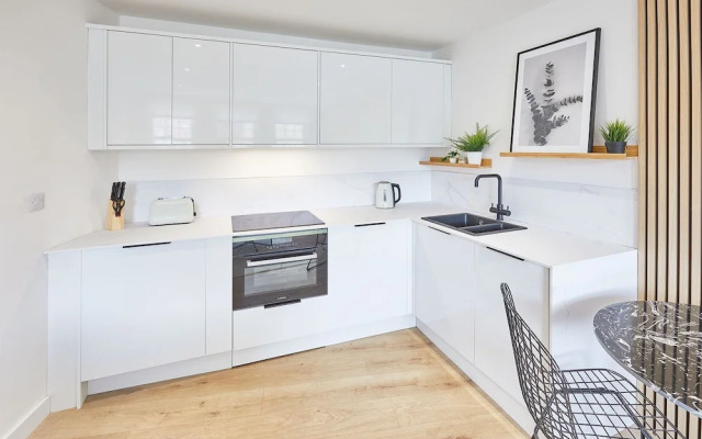 Host Stay Simply Scandi Golden Lion Apartments