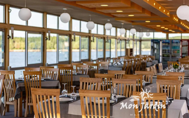 Hotel Mon Jardin