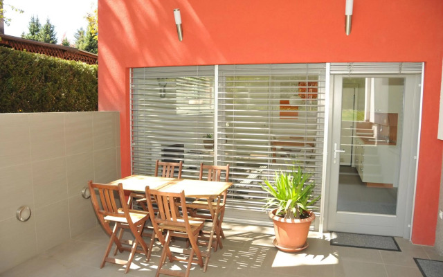 Atrium flat in the Villa
