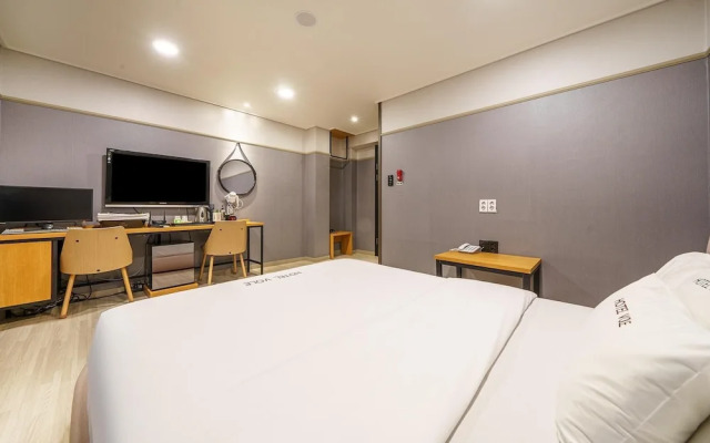 Tongyeong Hotel Vole