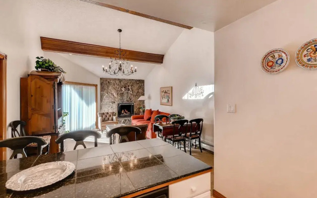 Westwind 406 2BD 2BA Gold Condo