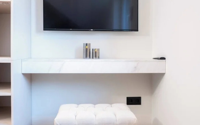 Residence Republic Square- Luxury at Top Location