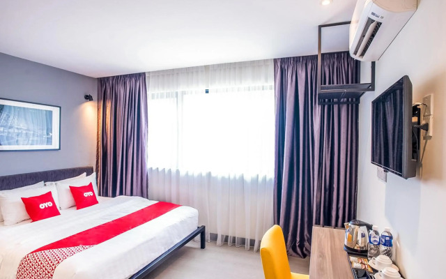 OYO 89576 Mokka Hotel