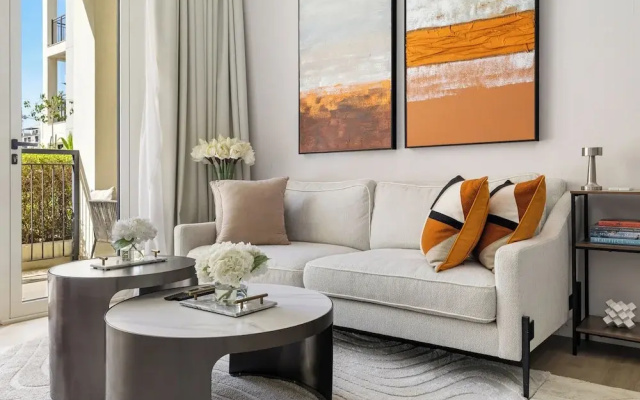 Stylish 2BR with Beach Access