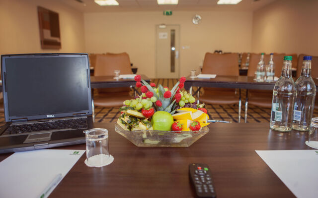 Holiday Inn London Gatwick - Worth by IHG