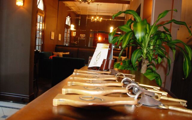 Miravida Soho Hotel & Wine Bar