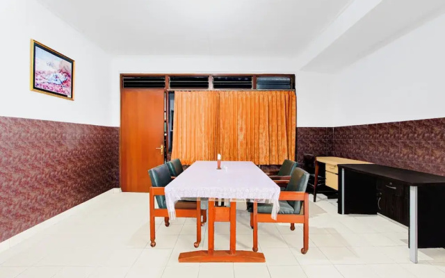 Hotel O Hotel Wisma Hasanah