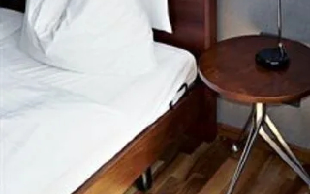 Hotel Franziskaner – Guest Rooms – Zurich