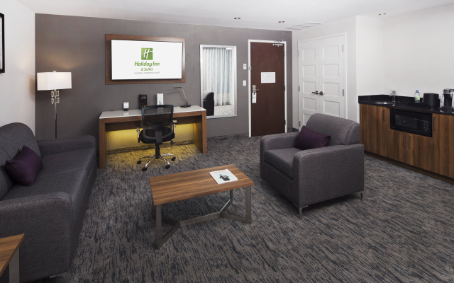 Holiday Inn Hotel & Suites Montreal Centre-ville Ouest by IHG