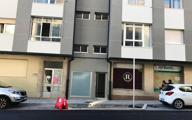 Apartment with 4 Bedrooms in Sanxenxo, with Balcony