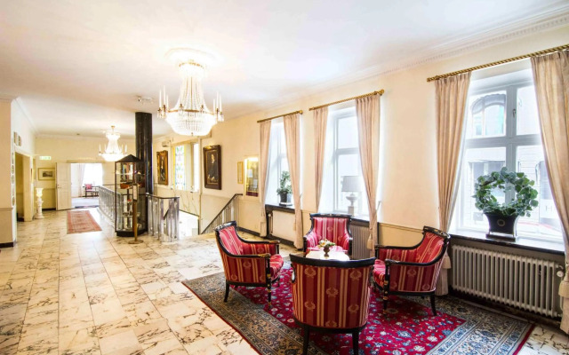 Mayfair Hotel Tunneln