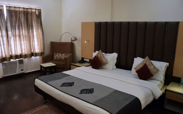 OYO 10706 Hotel Siddhartha