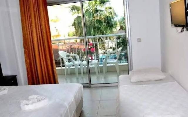Orient Apart Hotel