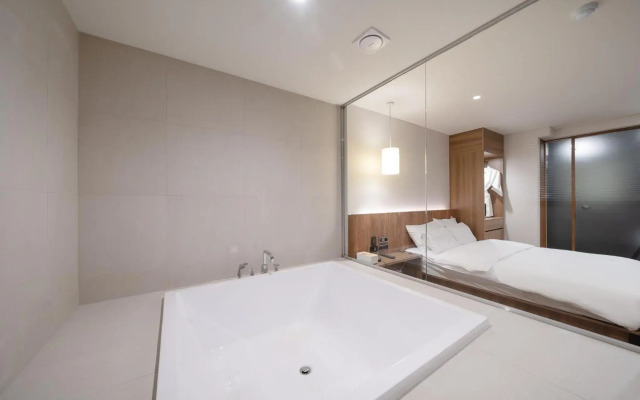 Dongtan Bell Hotel