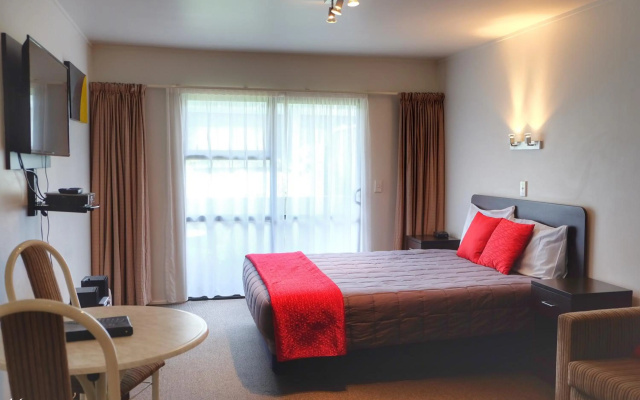 Marksman Motor Inn – Guest Rooms – Wellington
