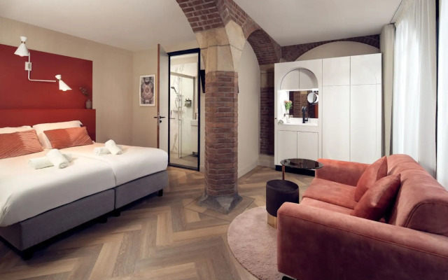 The Anthony Hotel