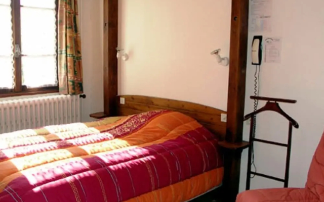 Hotel Restaurant Le Val Des Sources