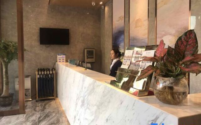 PengChengLijing Hotel (Zhuhai Gongbei Port Qinglv South Road)