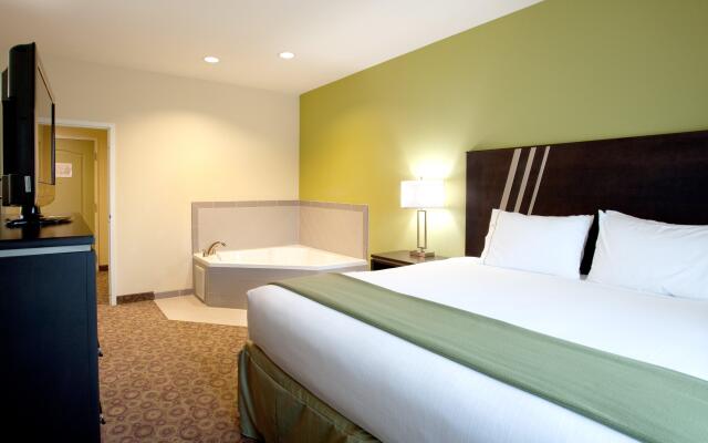 Holiday Inn Express & Suites Clemson, an IHG Hotel