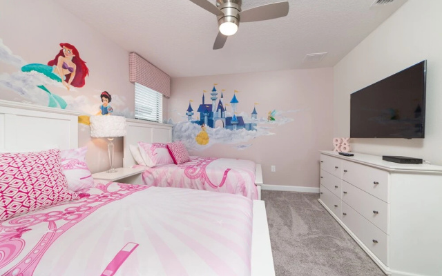 Sl_652r Fable Haven 9 Bedroom Home