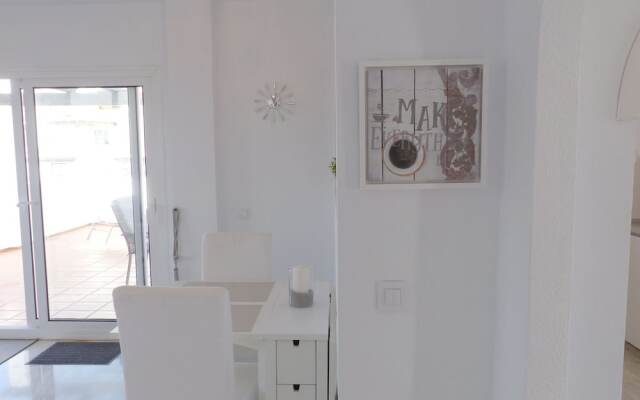 Holiday Apartment Calahonda with a Fireplace 04