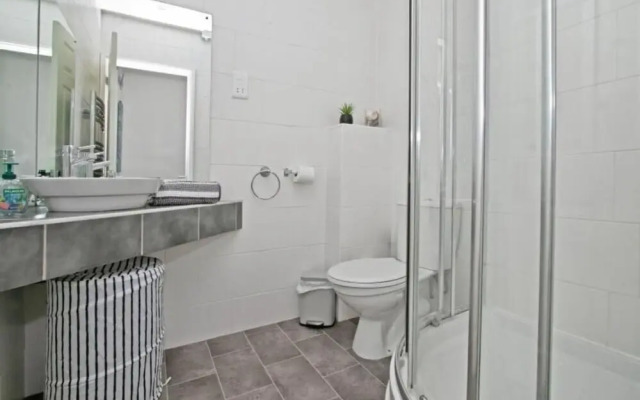 Atlantic Reach Cozy 2-bed With Parking