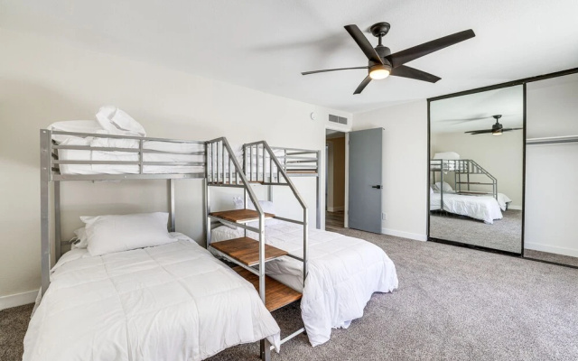 Furnished Patio! Family-friendly Retreat in Tempe