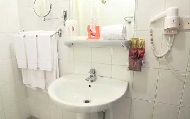 Zomorodet Al Aseel Hotel