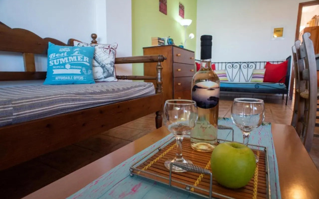 Dina Apartments