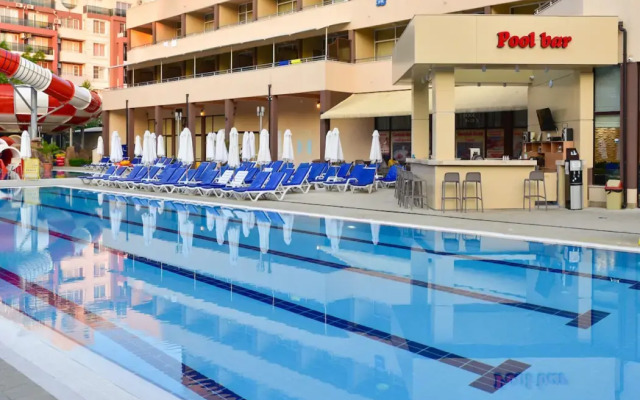 Hotel Laguna Park & Aqua Club