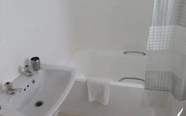 Loader Street Cottage