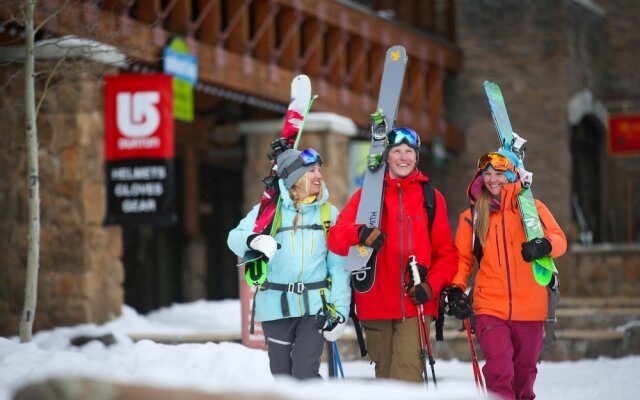 Shoshone Condos at Big Sky Resort